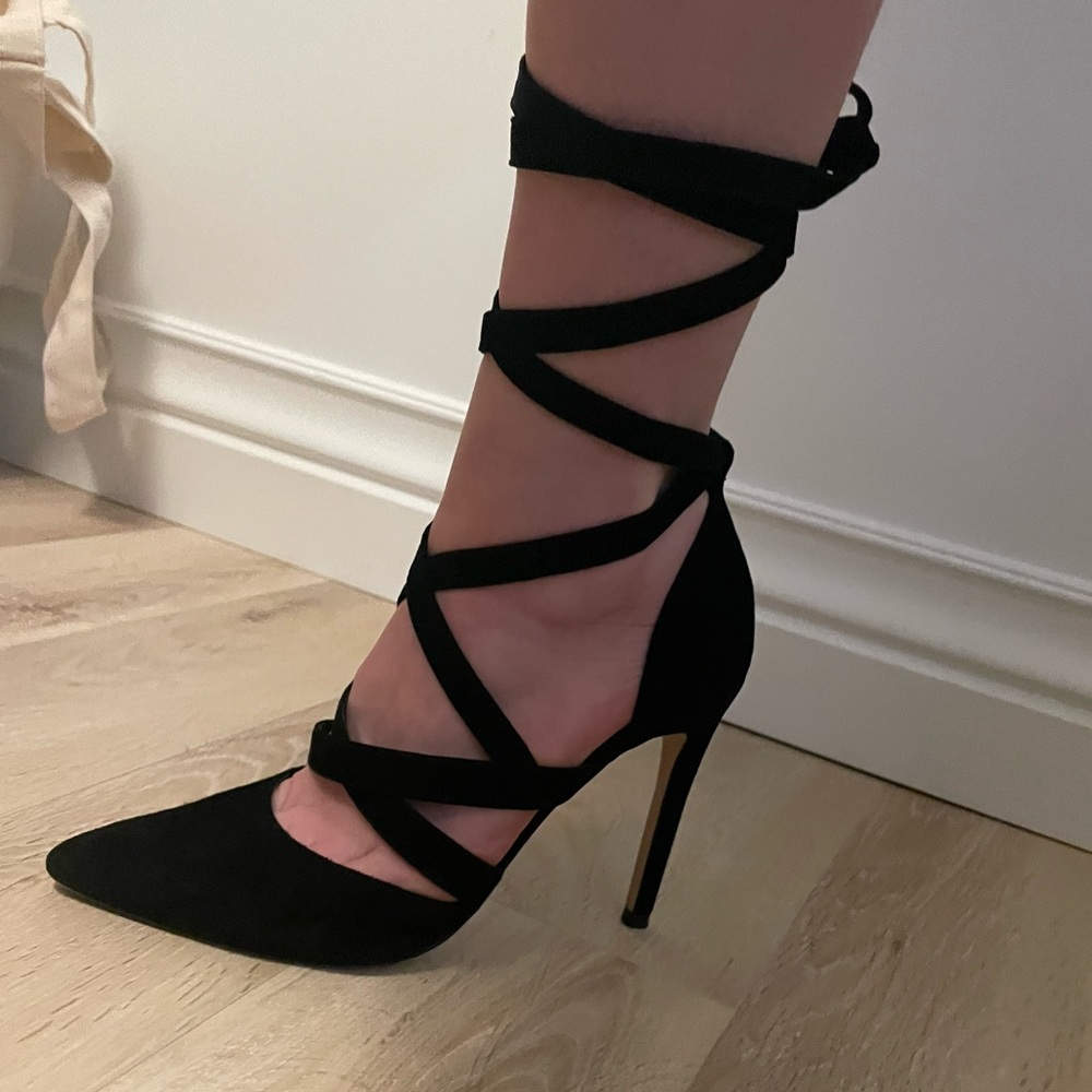 Aldo black suede heels